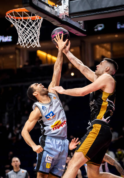 现了其全方 现了其全方