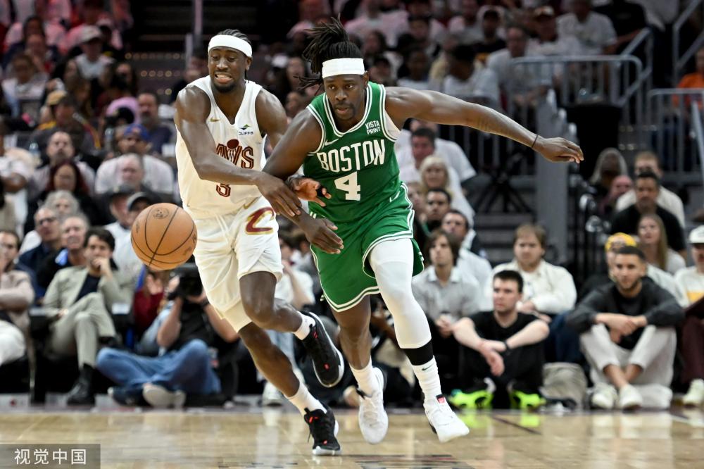 步分析他是 步分析他是