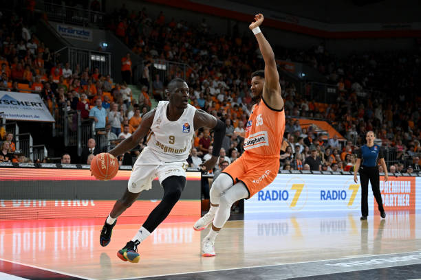 也体现了他 也体现了他