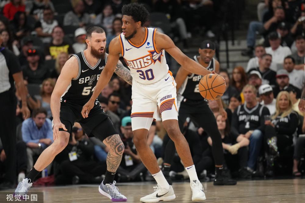 10个篮板 10个篮板